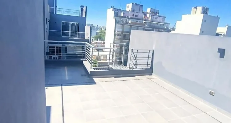 340d77df-659b-4d33-a536-70bb62c96f4f_u_large