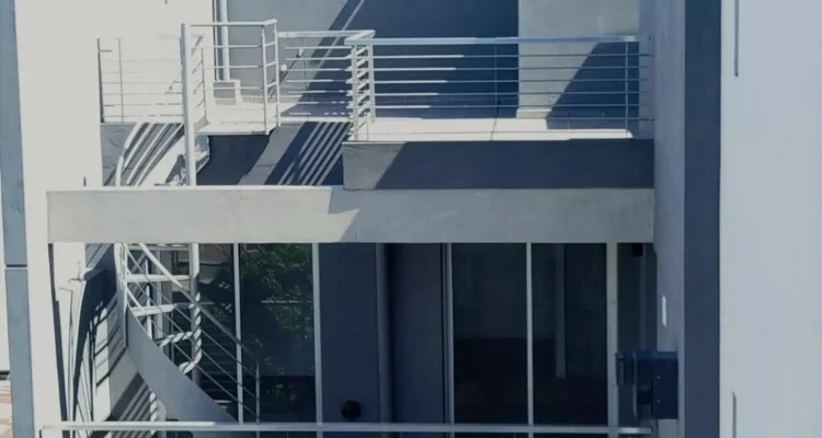 613a1ccb-915c-4970-a769-e80dd0f1eada_u_large